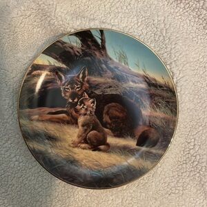 The Red Wolf Will Nelson Vintage Last of Their Kind: Endangered Species Plate